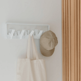 Skyline Cabideiro de Parede Cidade Branco com 5 Ganchos Umbra - 55 cm - Ela Decora